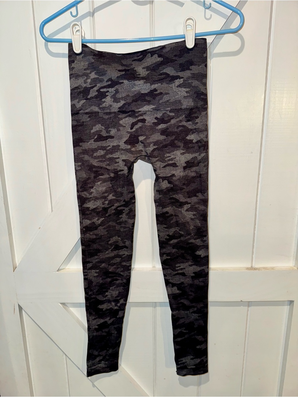 SPANX Gray Black Camo High Rise Active Leggings Size Small